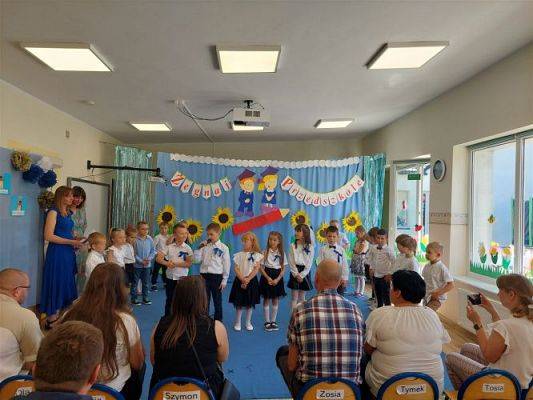 Grafika #51: 22.06.2022 Uroczyste pożegnanie absolwentów naszego przedszkola cz.I