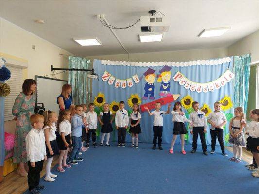 Grafika #53: 22.06.2022 Uroczyste pożegnanie absolwentów naszego przedszkola cz.I