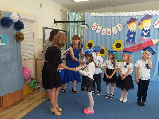 Grafika #64: 22.06.2022 Uroczyste pożegnanie absolwentów naszego przedszkola cz.I