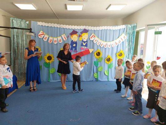 Grafika #92: 22.06.2022 Uroczyste pożegnanie absolwentów naszego przedszkola cz.I