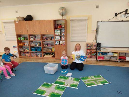 Grafika #9: 15.06.2022 Spotkanie z Instruktorem nauki Jazdy Panią Adą Bugajską