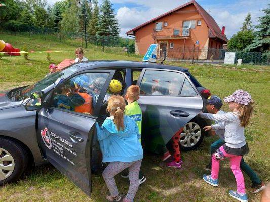 Grafika #27: 15.06.2022 Spotkanie z Instruktorem nauki Jazdy Panią Adą Bugajską