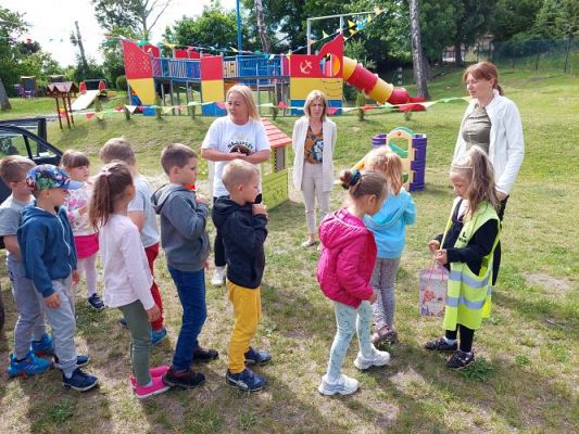 Grafika #30: 15.06.2022 Spotkanie z Instruktorem nauki Jazdy Panią Adą Bugajską