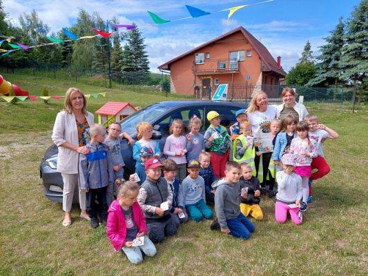 Grafika #38: 15.06.2022 Spotkanie z Instruktorem nauki Jazdy Panią Adą Bugajską