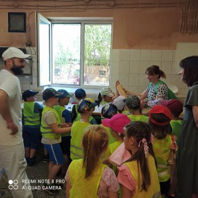 Grafika #16: 09.06.2022 - Z wizytą w piekarni "Piecuch" w Wicku - gr III