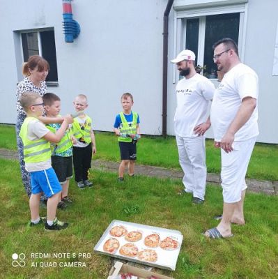 Grafika #83: 09.06.2022 - Z wizytą w piekarni "Piecuch" w Wicku - gr III