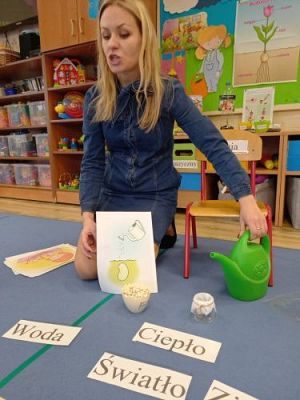 Grafika #38: 16.03.2022 W wiosennym ogródeczku gr1