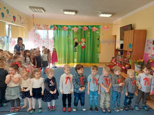 Grafika #8: 8 marca - Dzień Kobiet cz.II