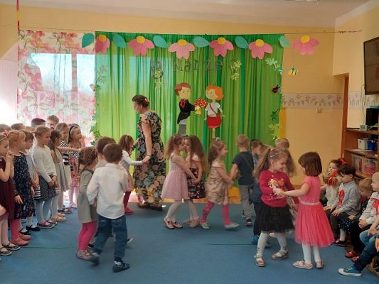 Grafika #27: 8 marca - Dzień Kobiet cz.II