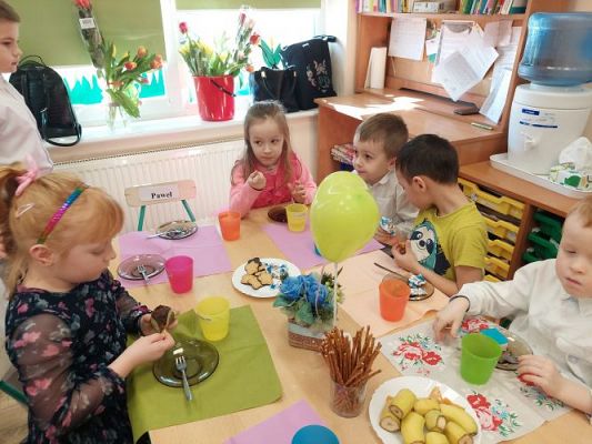 Grafika #59: 8 marca - Dzień Kobiet cz.II