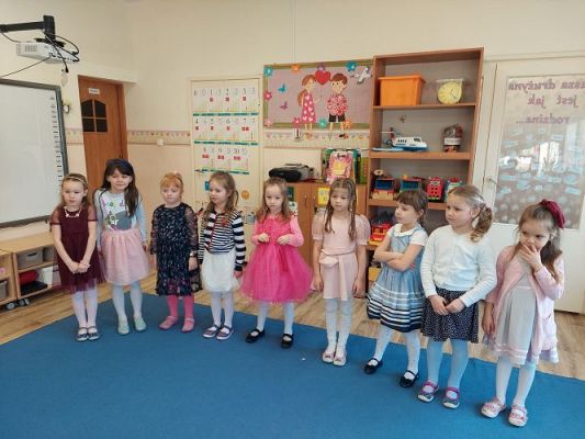 Grafika #0: 8 marca - Dzień Kobiet cz.I