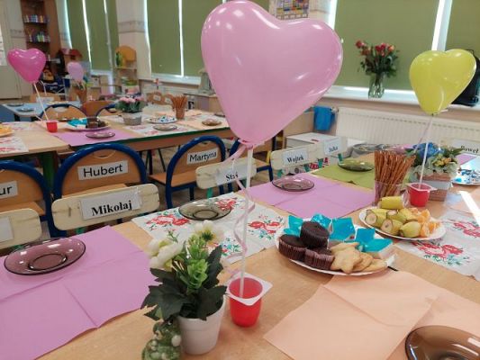 Grafika #20: 8 marca - Dzień Kobiet cz.I