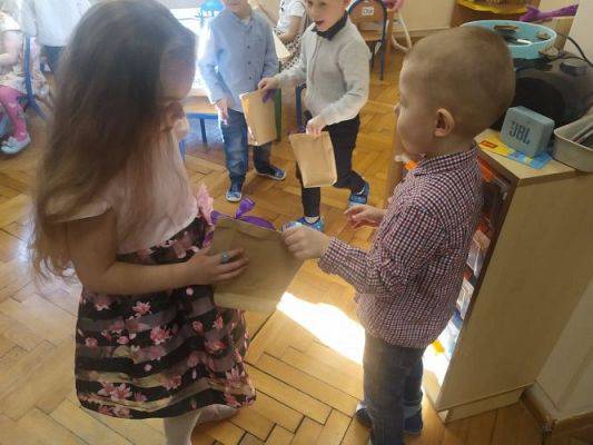 Grafika #34: 8 marca - Dzień Kobiet cz.I