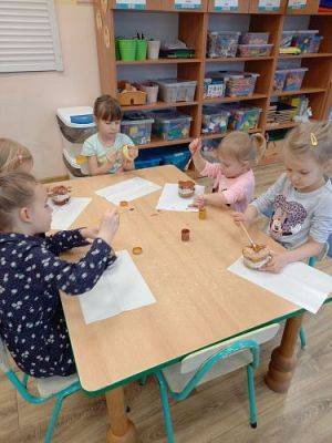 Grafika #2: 24.02.2022 Tłusty Czwartek