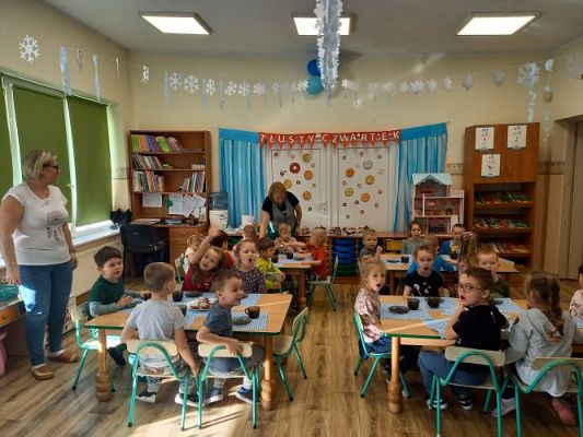 Grafika #3: 24.02.2022 Tłusty Czwartek