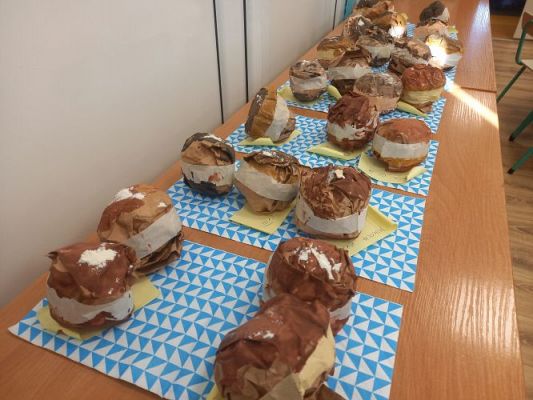 Grafika #8: 24.02.2022 Tłusty Czwartek