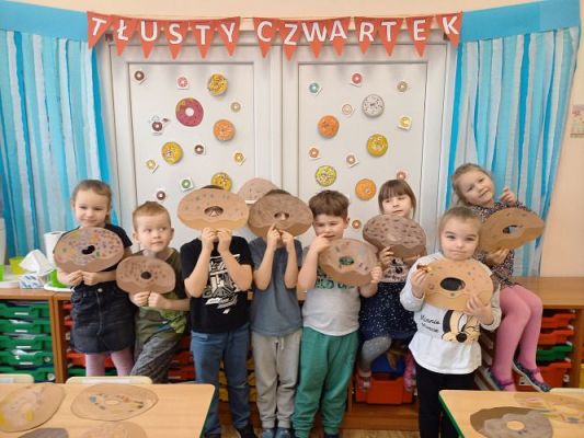 Grafika #11: 24.02.2022 Tłusty Czwartek