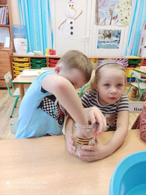 Grafika #13: Klub Małego Odkrywcy gr III cz.III - Właściwości powietrza