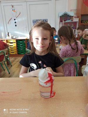 Grafika #14: Klub Małego Odkrywcy gr III cz.II - Właściwości wody