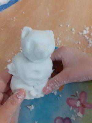 Grafika #10: Cykl zajęć z Klubu Małego Odkrywcy Gr III - Sztuczny śnieg