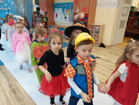 Grafika #17: 01.02.2022 Bal karnawałowy w naszym przedszkolu cz.I