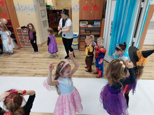 Grafika #63: 01.02.2022 Bal karnawałowy w naszym przedszkolu cz.I