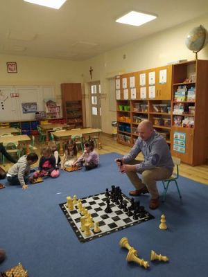 Grafika #4: 18.01.2022 Spotkanie z instruktorem nauki gry w szachy