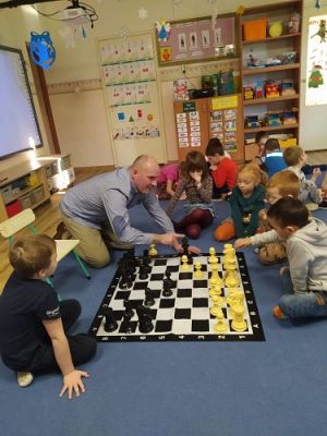 Grafika #6: 18.01.2022 Spotkanie z instruktorem nauki gry w szachy