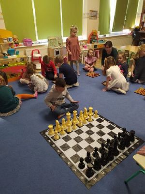Grafika #10: 18.01.2022 Spotkanie z instruktorem nauki gry w szachy