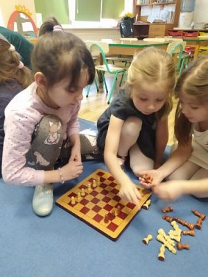 Grafika #38: 18.01.2022 Spotkanie z instruktorem nauki gry w szachy