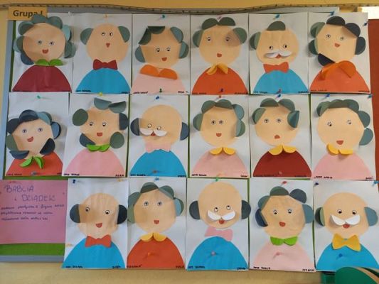 Grafika #1: Przygotowania do Dnia Babci i dziadka w gr.I