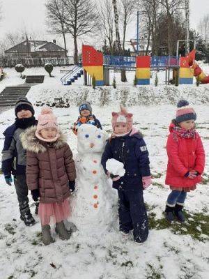 Grafika #9: Zimowe zabawy