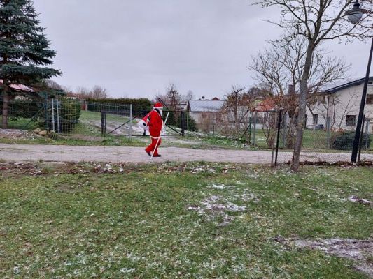 Grafika #16: 06.12.2021 Mikołajkowe niespodzianki