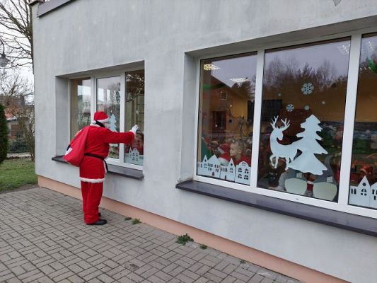 Grafika #20: 06.12.2021 Mikołajkowe niespodzianki