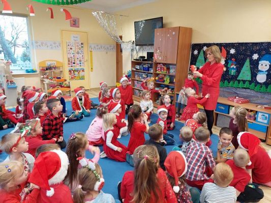 Grafika #25: 06.12.2021 Mikołajkowe niespodzianki