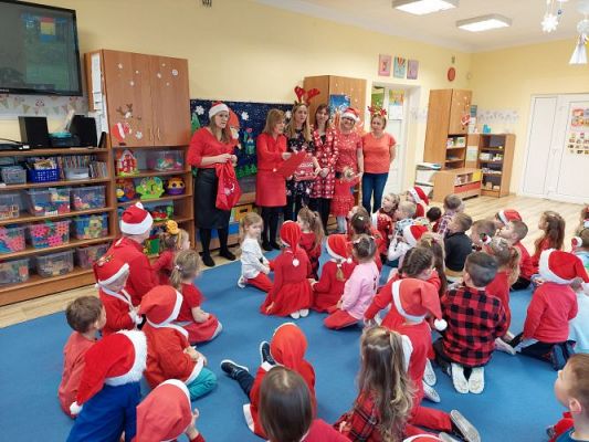 Grafika #27: 06.12.2021 Mikołajkowe niespodzianki