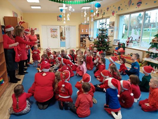 Grafika #28: 06.12.2021 Mikołajkowe niespodzianki