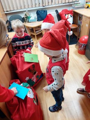 Grafika #33: 06.12.2021 Mikołajkowe niespodzianki