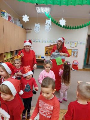 Grafika #36: 06.12.2021 Mikołajkowe niespodzianki