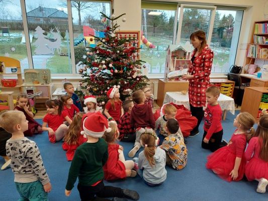 Grafika #41: 06.12.2021 Mikołajkowe niespodzianki