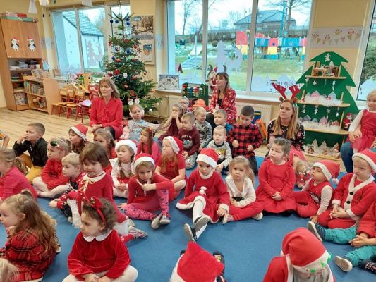 Grafika #48: 06.12.2021 Mikołajkowe niespodzianki