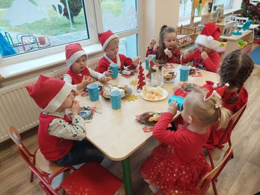 Grafika #51: 06.12.2021 Mikołajkowe niespodzianki