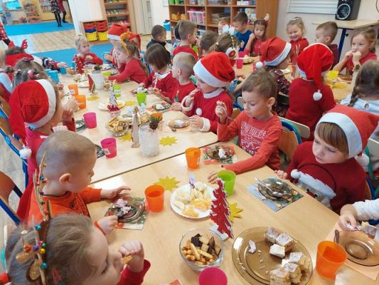 Grafika #57: 06.12.2021 Mikołajkowe niespodzianki