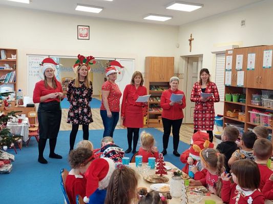 Grafika #61: 06.12.2021 Mikołajkowe niespodzianki