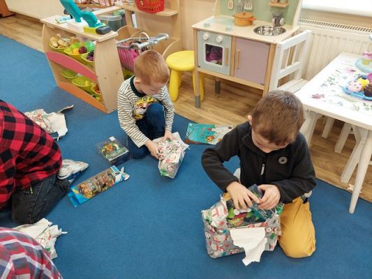 Grafika #69: 06.12.2021 Mikołajkowe niespodzianki