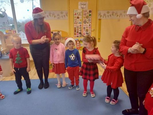 Grafika #79: 06.12.2021 Mikołajkowe niespodzianki