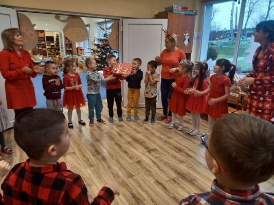 Grafika #94: 06.12.2021 Mikołajkowe niespodzianki