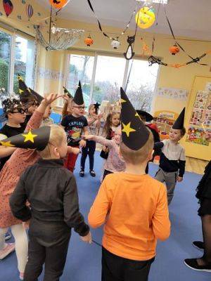 Grafika #18: 30.11.2021 Andrzejki - gr III