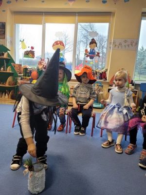 Grafika #2: 30.11.2021 Andrzejki - gr I