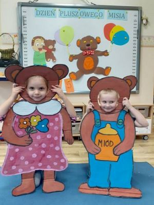 Grafika #6: 25.11.2021 Dzień pluszowego misia gr.III